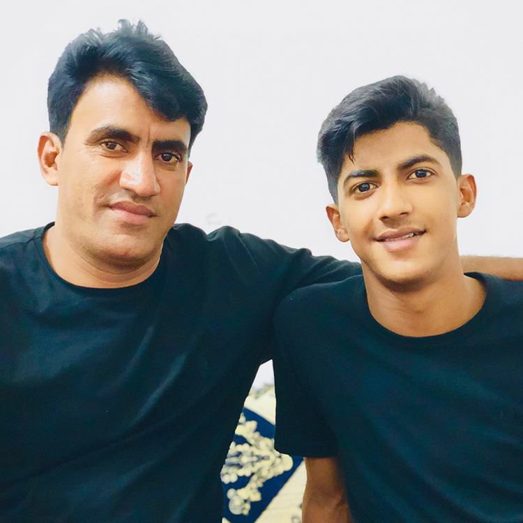 مهرزاد نوازنده گل سرخ