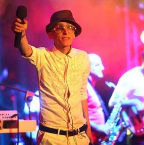 کد پیشواز یکی هست از مرتضی پاشایی