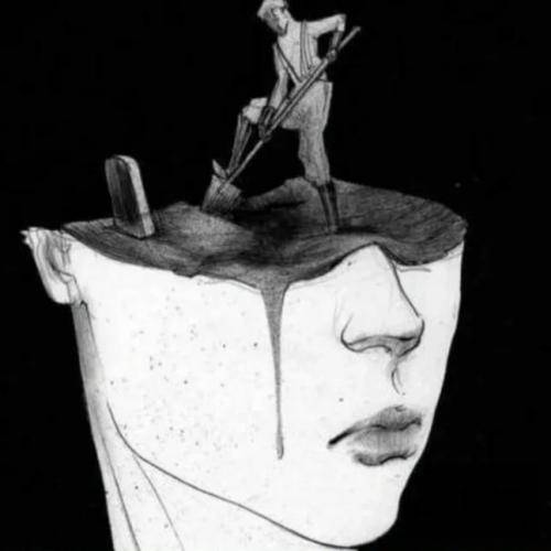  این گل پر پر شده هدیه به میهن شده