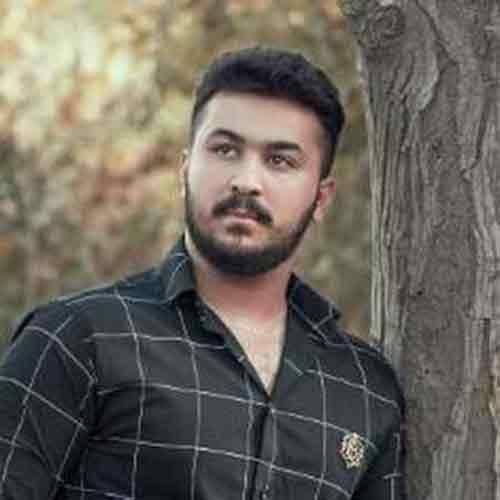 رضا کرمی تارا دیشو رفتم خانه شان دیم خوابش برده