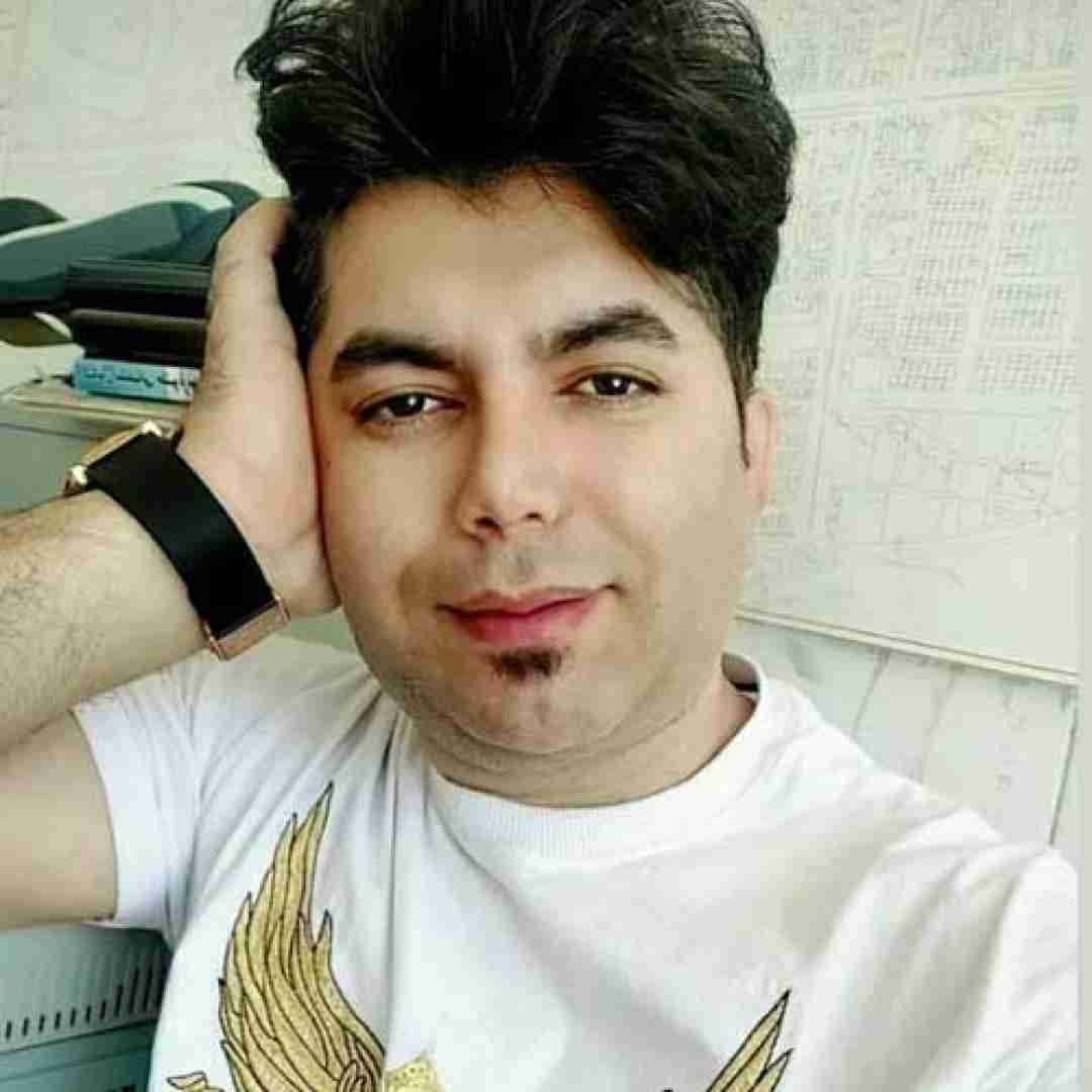 علی رزاقی آغلار