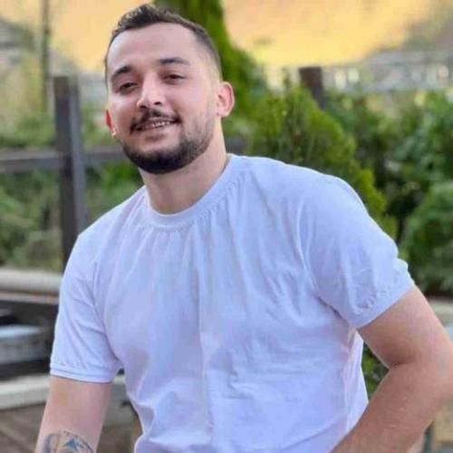 هومن آدینه یادش که مفتم دلم بهانش میره