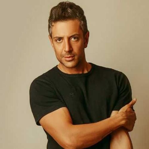 رضایا همیشه هر جا حرفت میشه میگم هیچکی