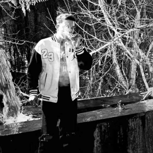 علی احمدیانی زیر بارونا رد پاییزی گلم با چترت چنی عزیزی