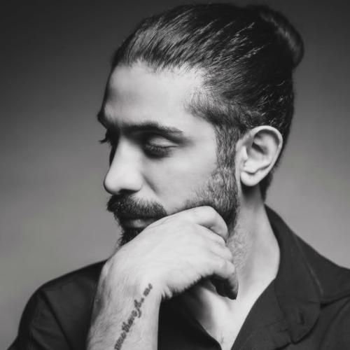 کسری زاهدی ساده نبود